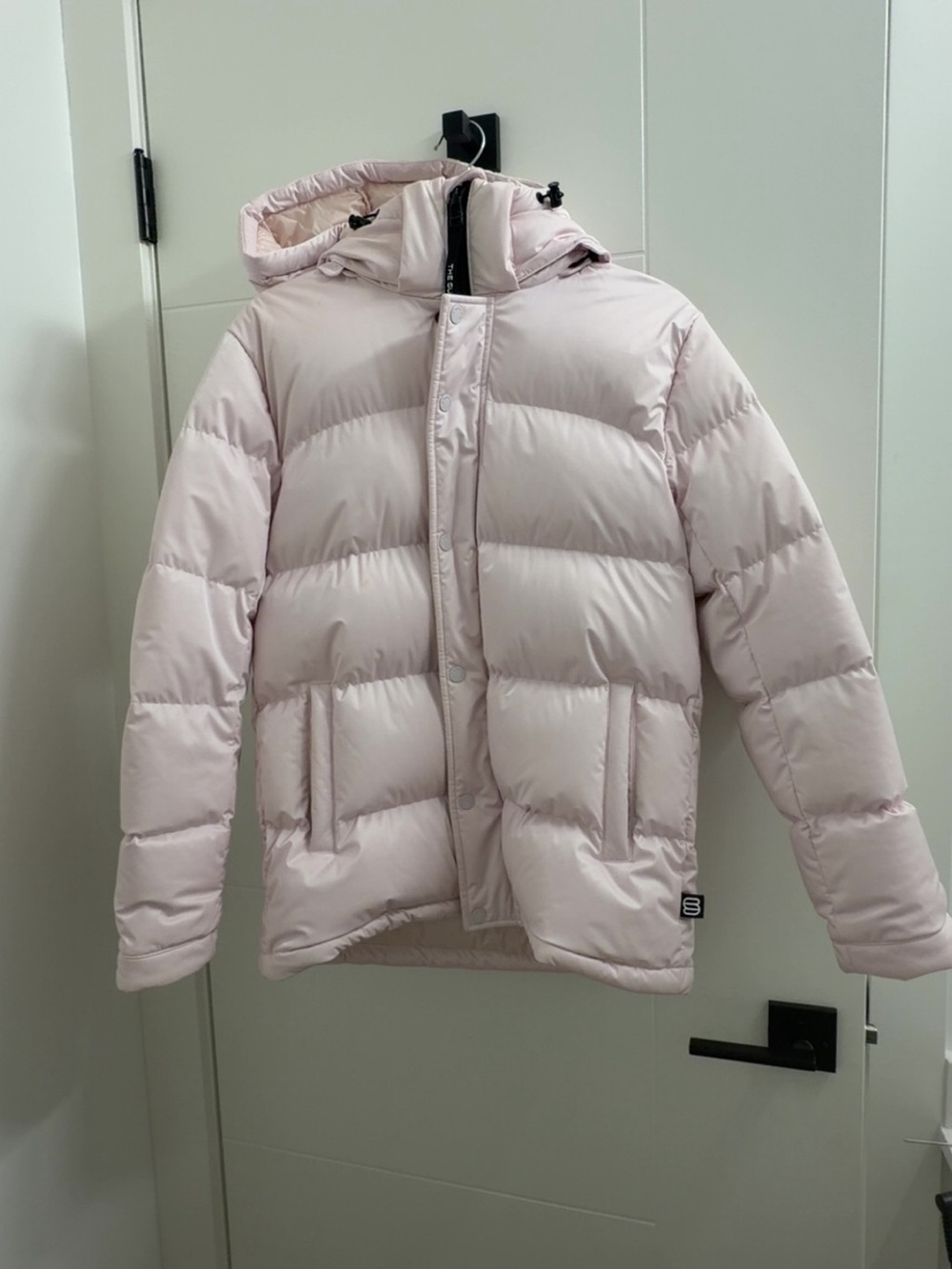 ARITZIA SUPERPUFF - liquid shine Mochi Pink